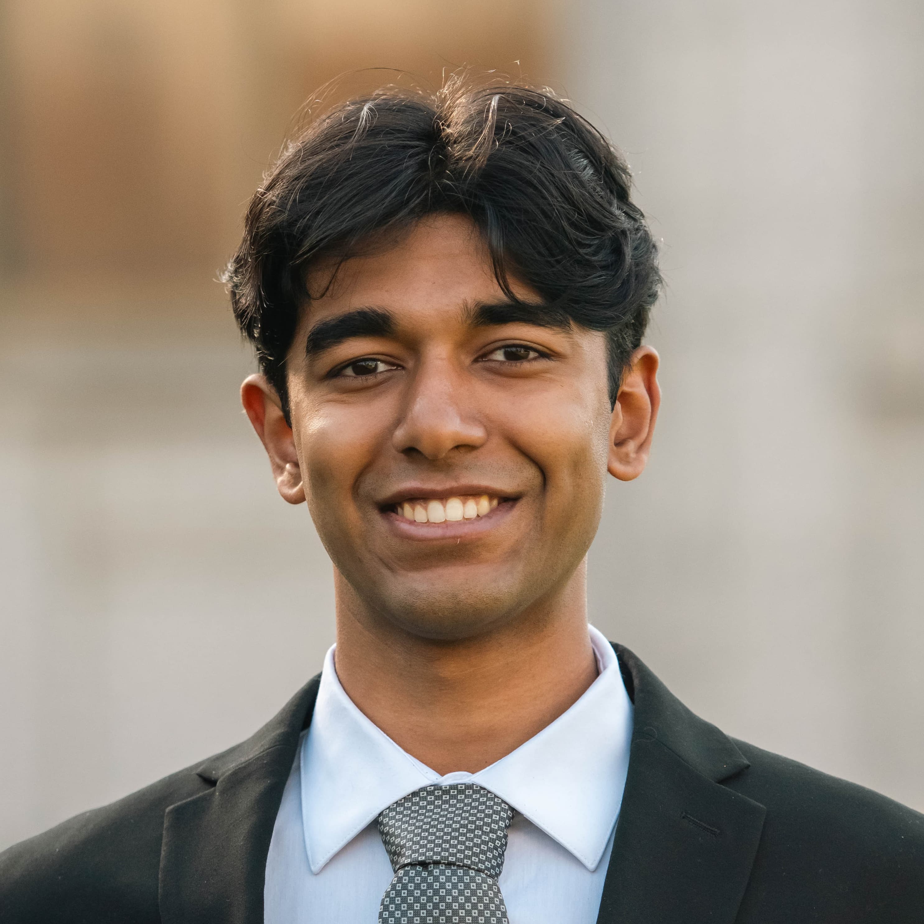 Headshot of Aniruthan Ravisankar